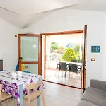 Tanaunella