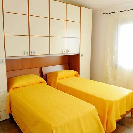 Tanaunella Lägenhet *