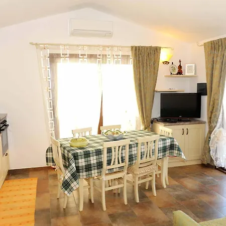 Tanaunella Lägenhet Budoni