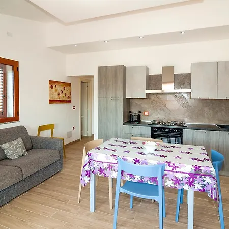 Tanaunella 아파트 부도니