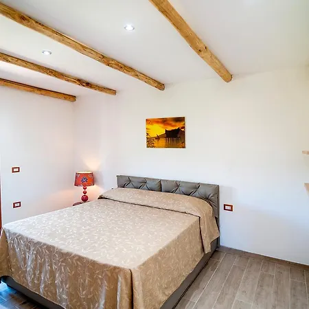 Tanaunella 아파트 *