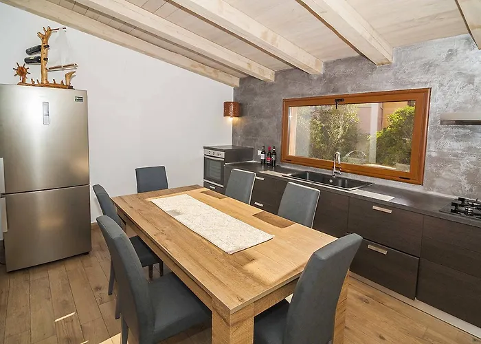 Tanaunella 公寓 布多尼